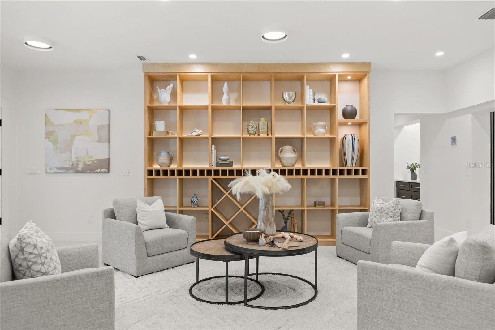 730 Lk DAVIS Dr ORLANDO, FL 32806