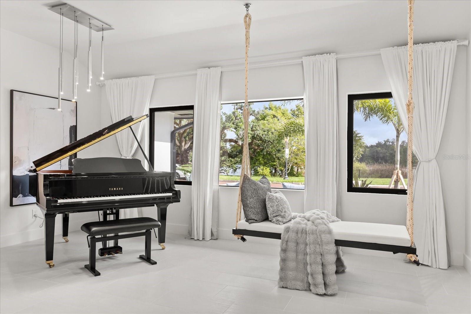 730 Lk DAVIS Dr ORLANDO, FL 32806