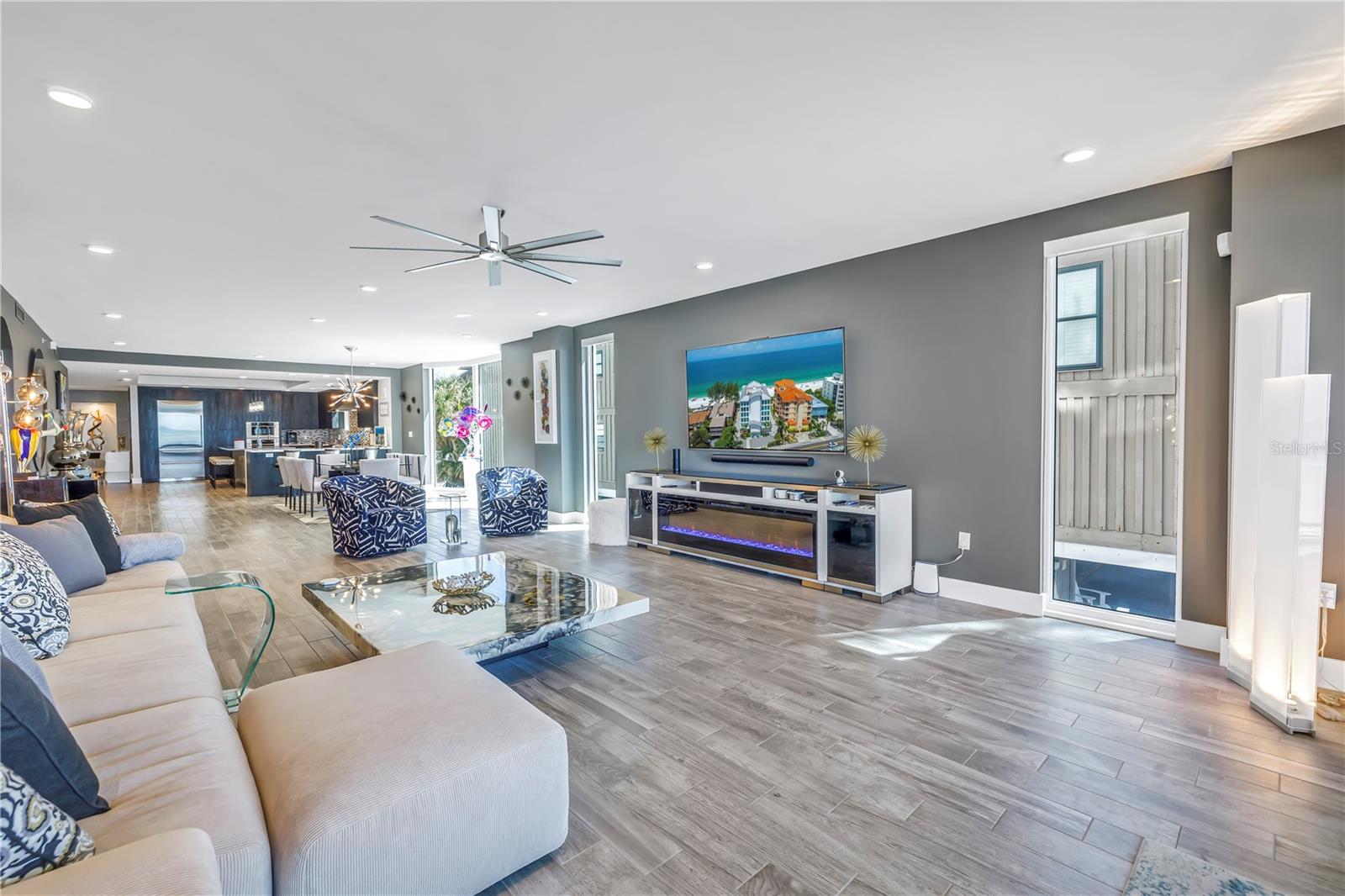 19816 GULF Blvd #201 INDIAN SHORES, FL 33785