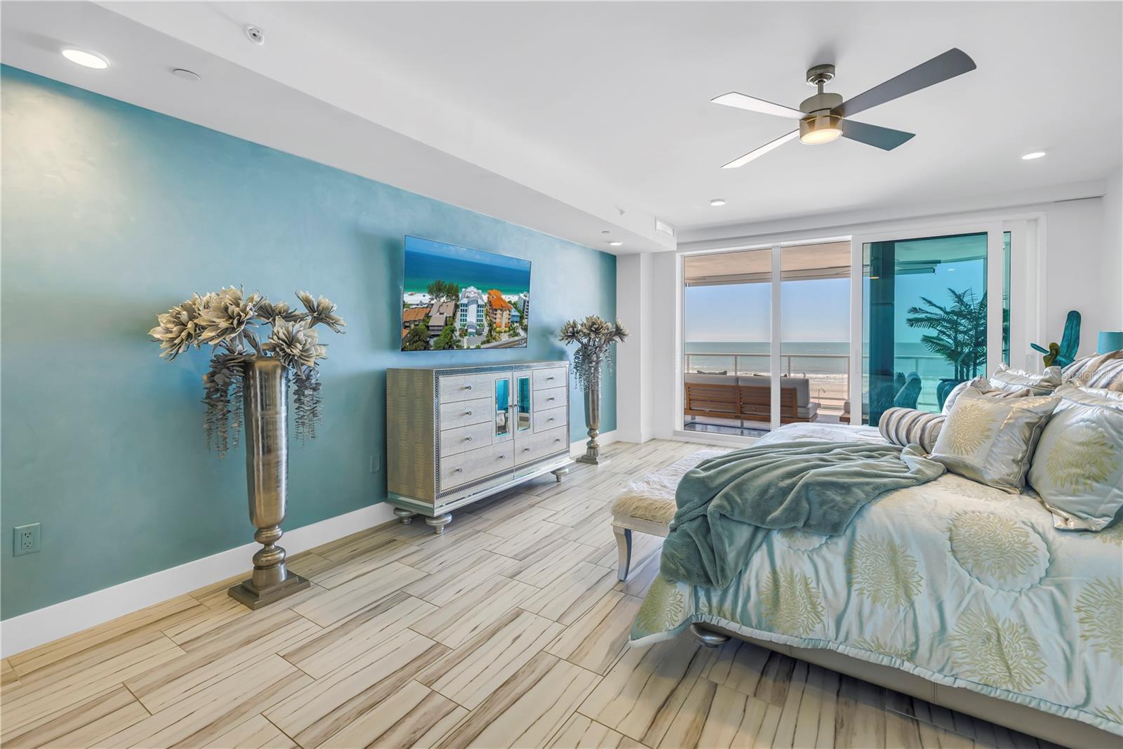 19816 GULF Blvd #201 INDIAN SHORES, FL 33785