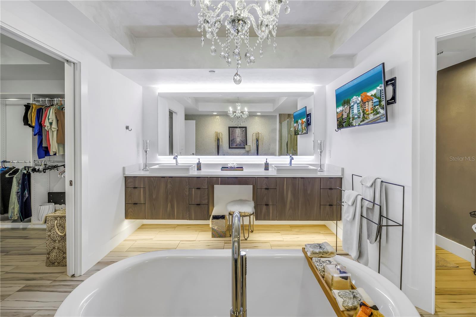 19816 GULF Blvd #201 INDIAN SHORES, FL 33785