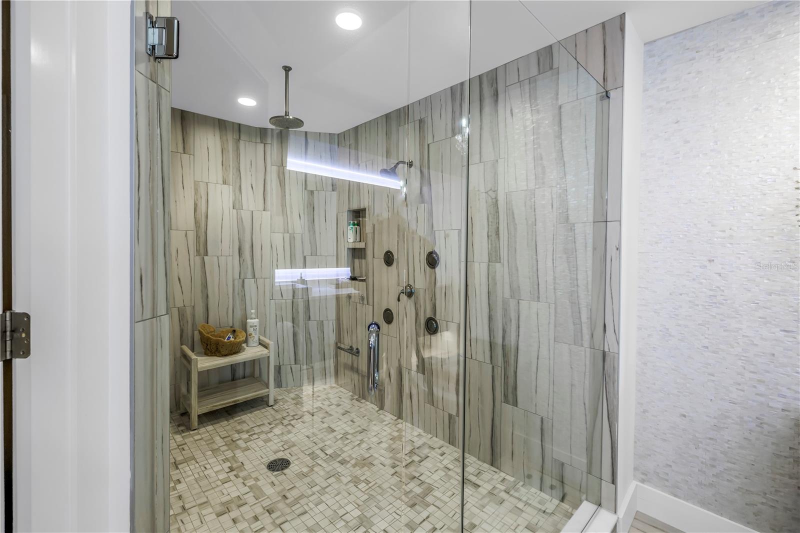 19816 GULF Blvd #201 INDIAN SHORES, FL 33785