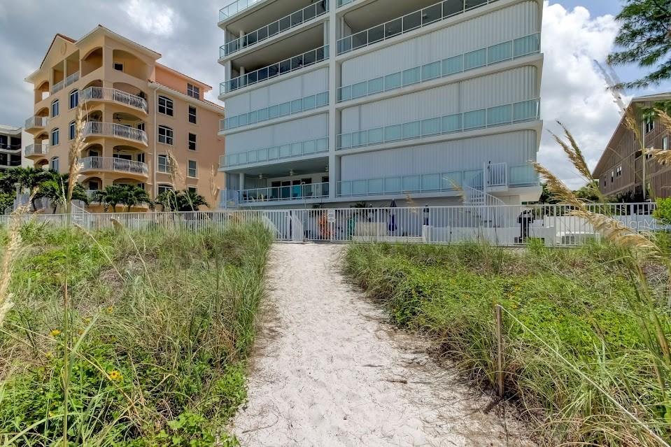 19816 GULF Blvd #201 INDIAN SHORES, FL 33785