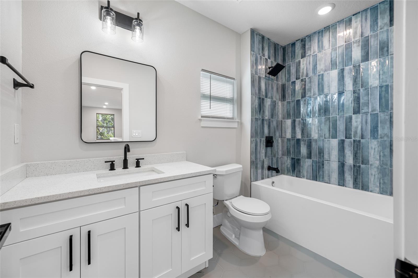 2738 16TH Ave ST PETERSBURG, FL 33713