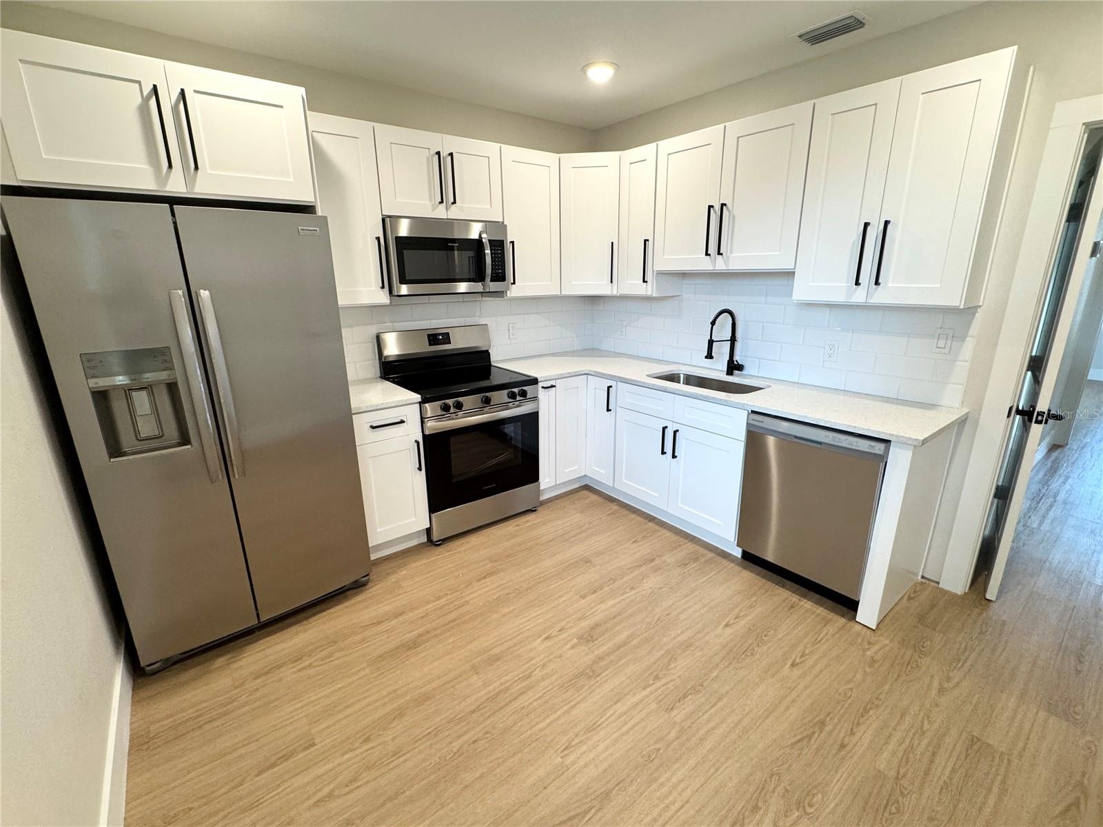 2738 16TH Ave ST PETERSBURG, FL 33713