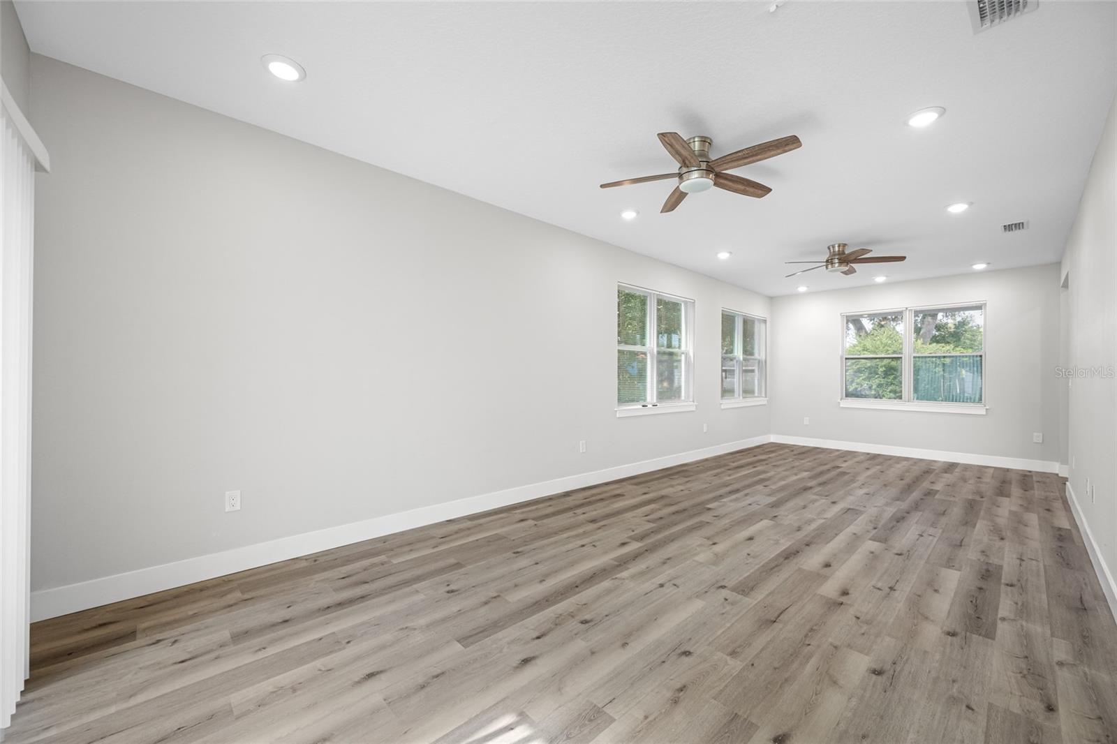 2738 16TH Ave ST PETERSBURG, FL 33713