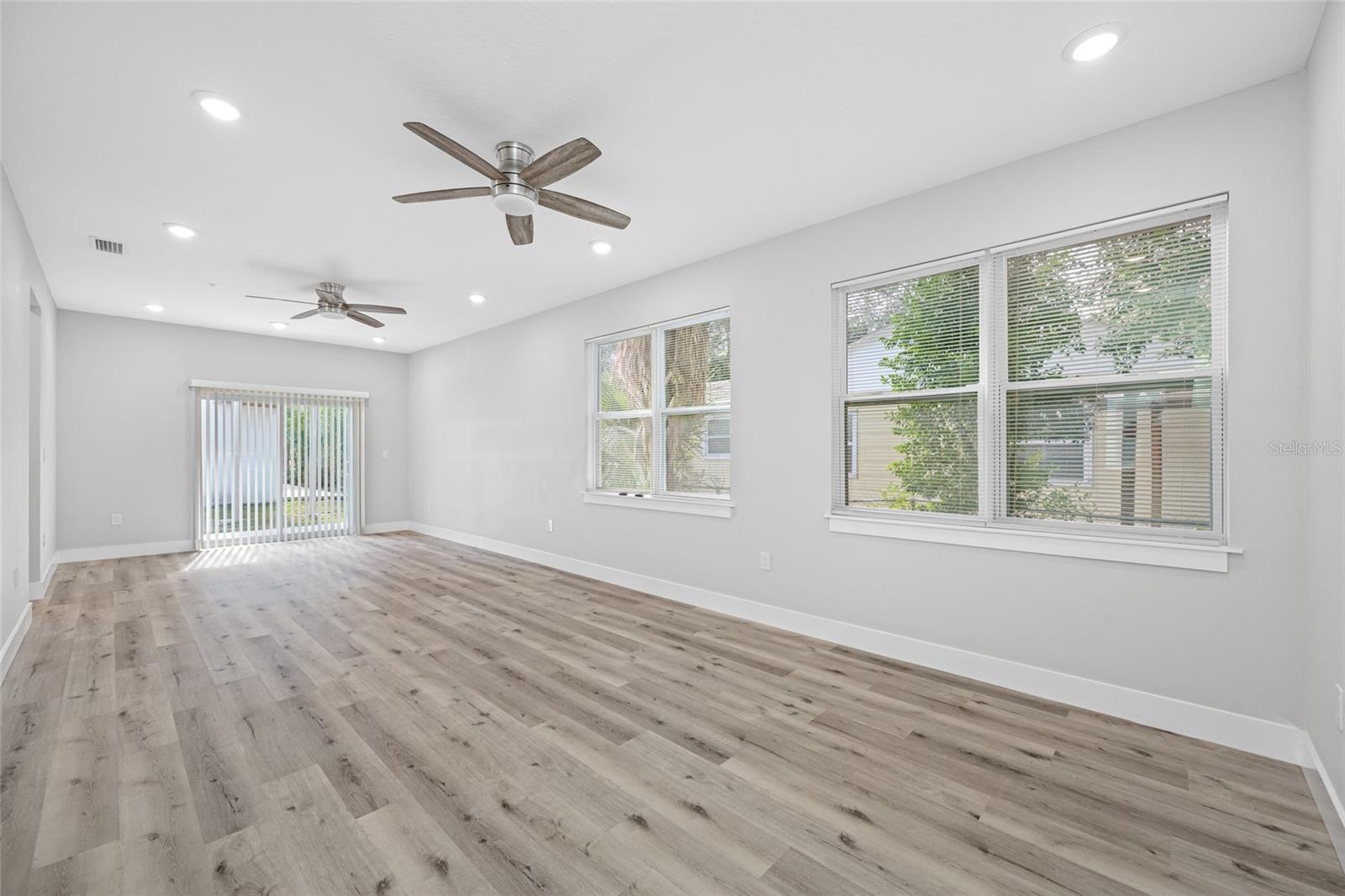 2738 16TH Ave ST PETERSBURG, FL 33713