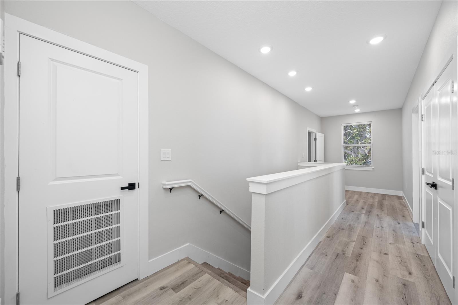 2738 16TH Ave ST PETERSBURG, FL 33713