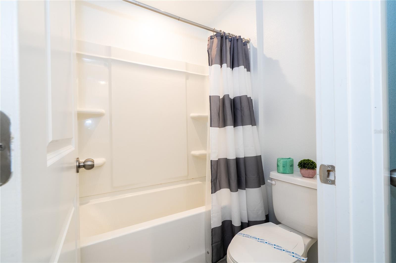 2358 SALTY WINDS Way KISSIMMEE, FL 34747