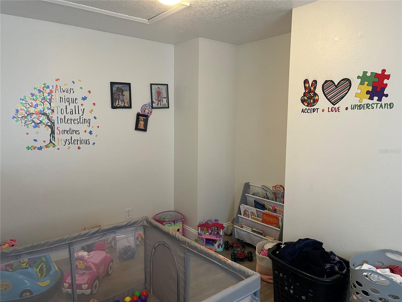 2024 CYPRESS BAY Blvd KISSIMMEE, FL 34743