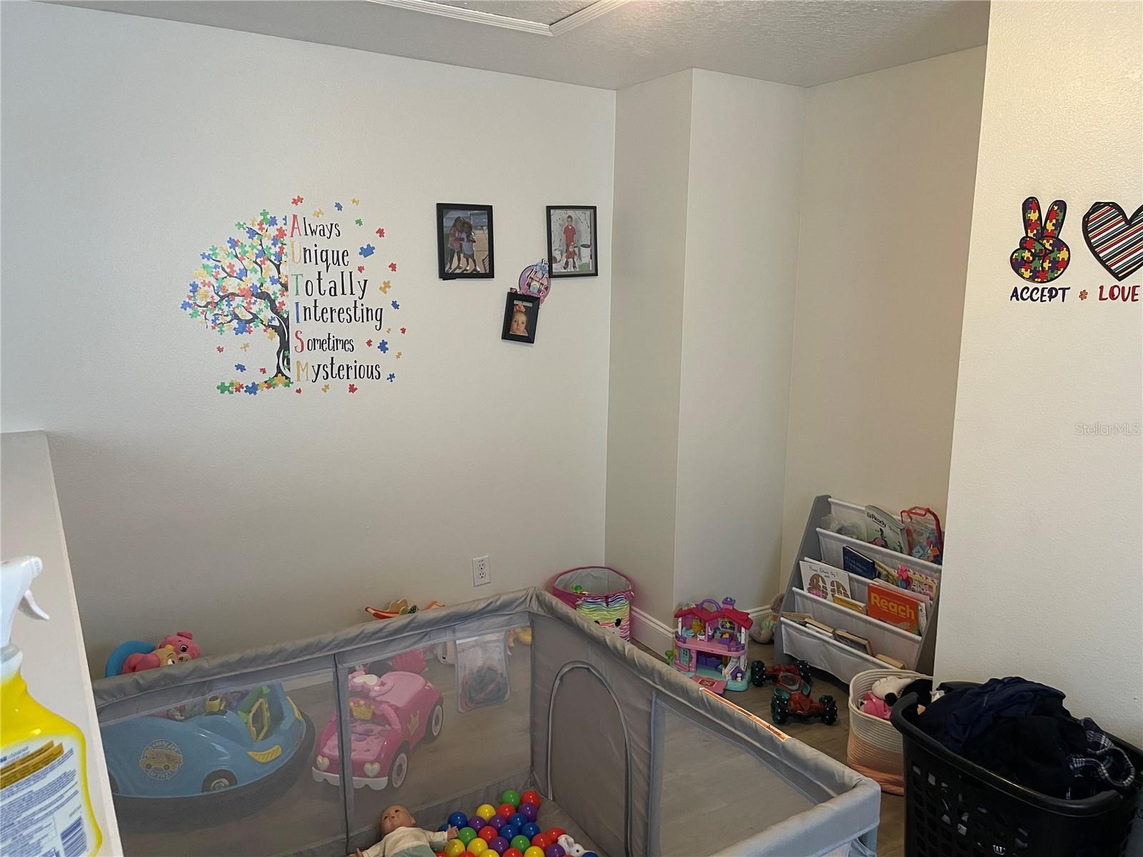 2024 CYPRESS BAY Blvd KISSIMMEE, FL 34743