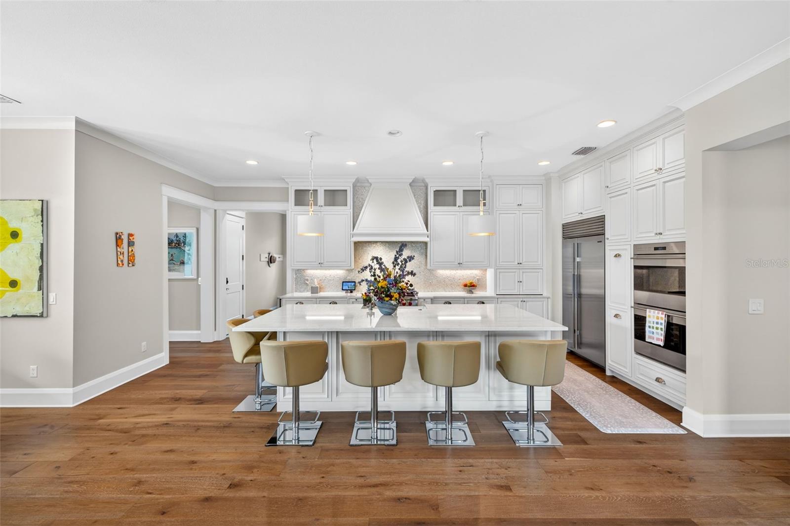 1936 COFFEE POT Blvd ST PETERSBURG, FL 33704