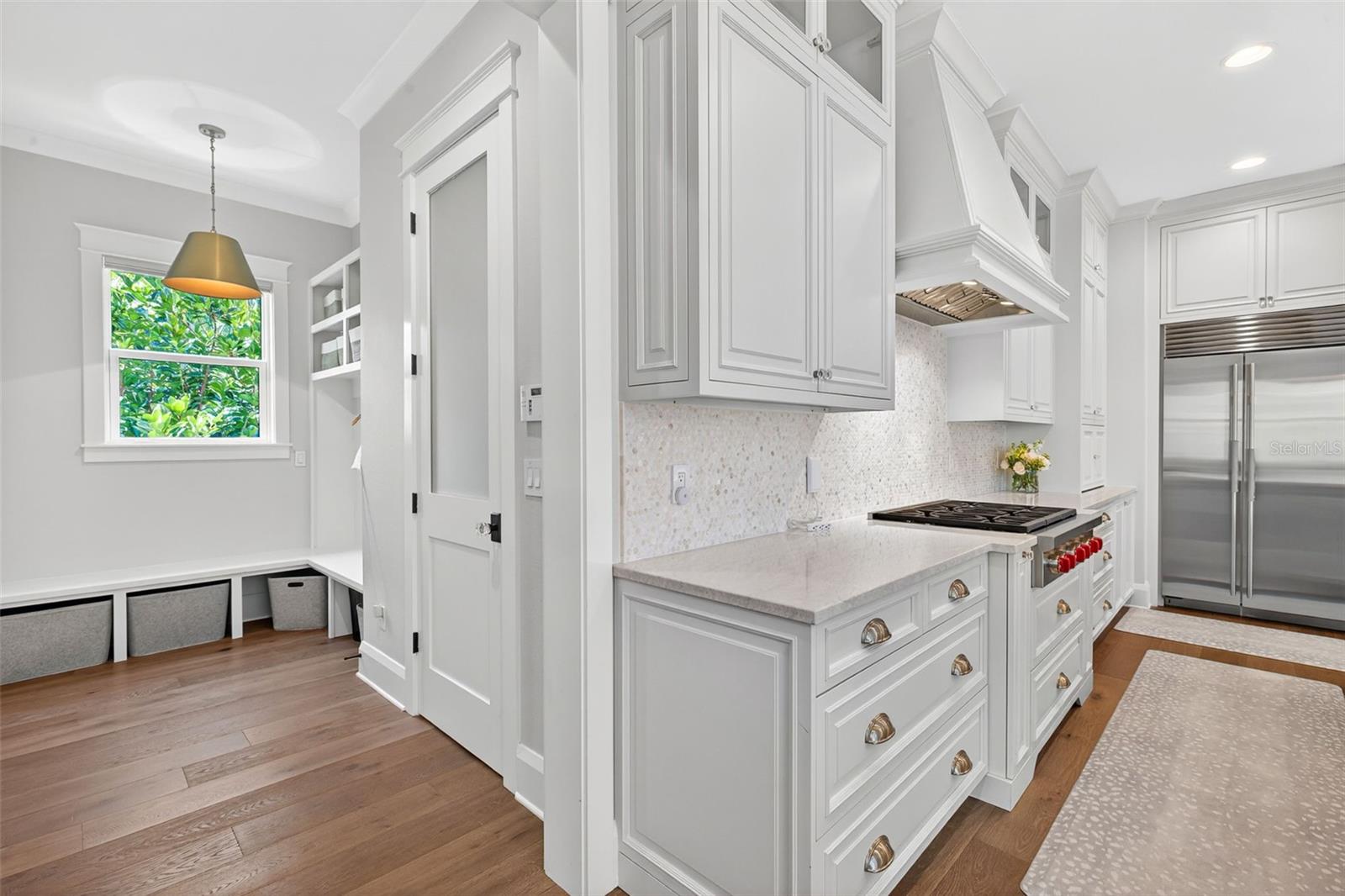 1936 COFFEE POT Blvd ST PETERSBURG, FL 33704