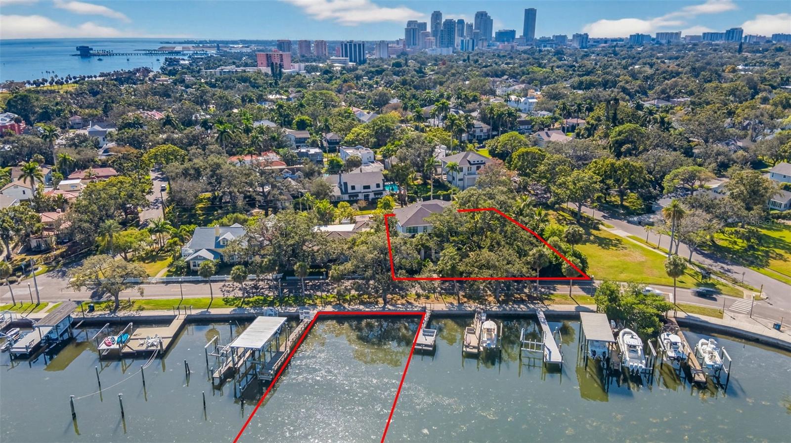 1936 COFFEE POT Blvd ST PETERSBURG, FL 33704