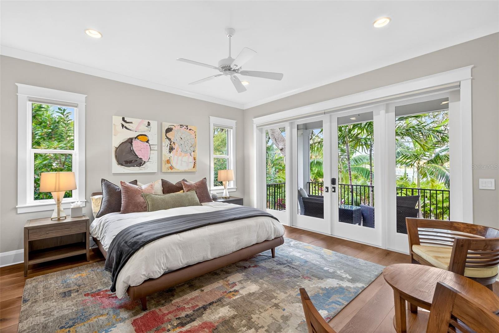 1936 COFFEE POT Blvd ST PETERSBURG, FL 33704