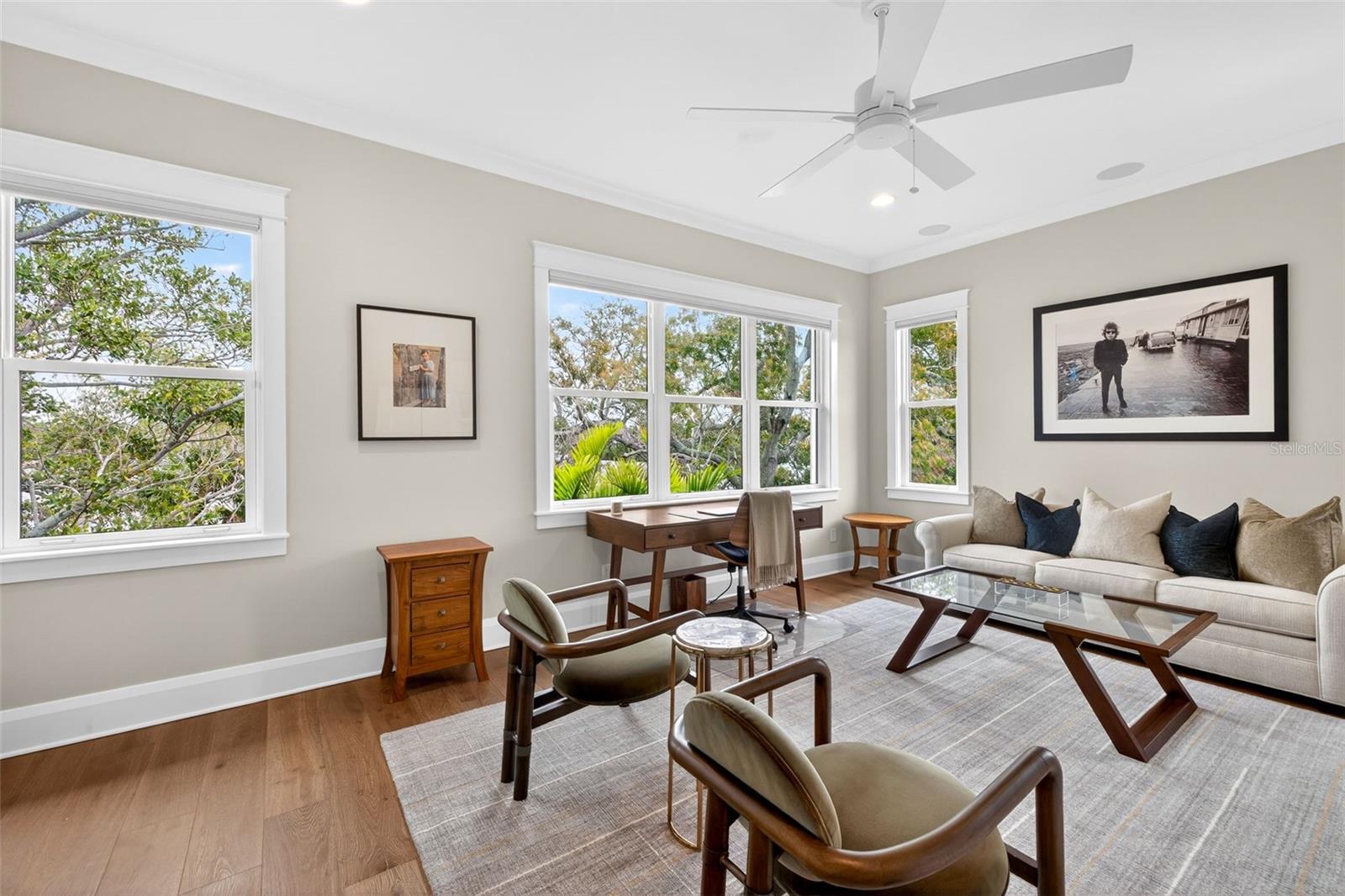 1936 COFFEE POT Blvd ST PETERSBURG, FL 33704