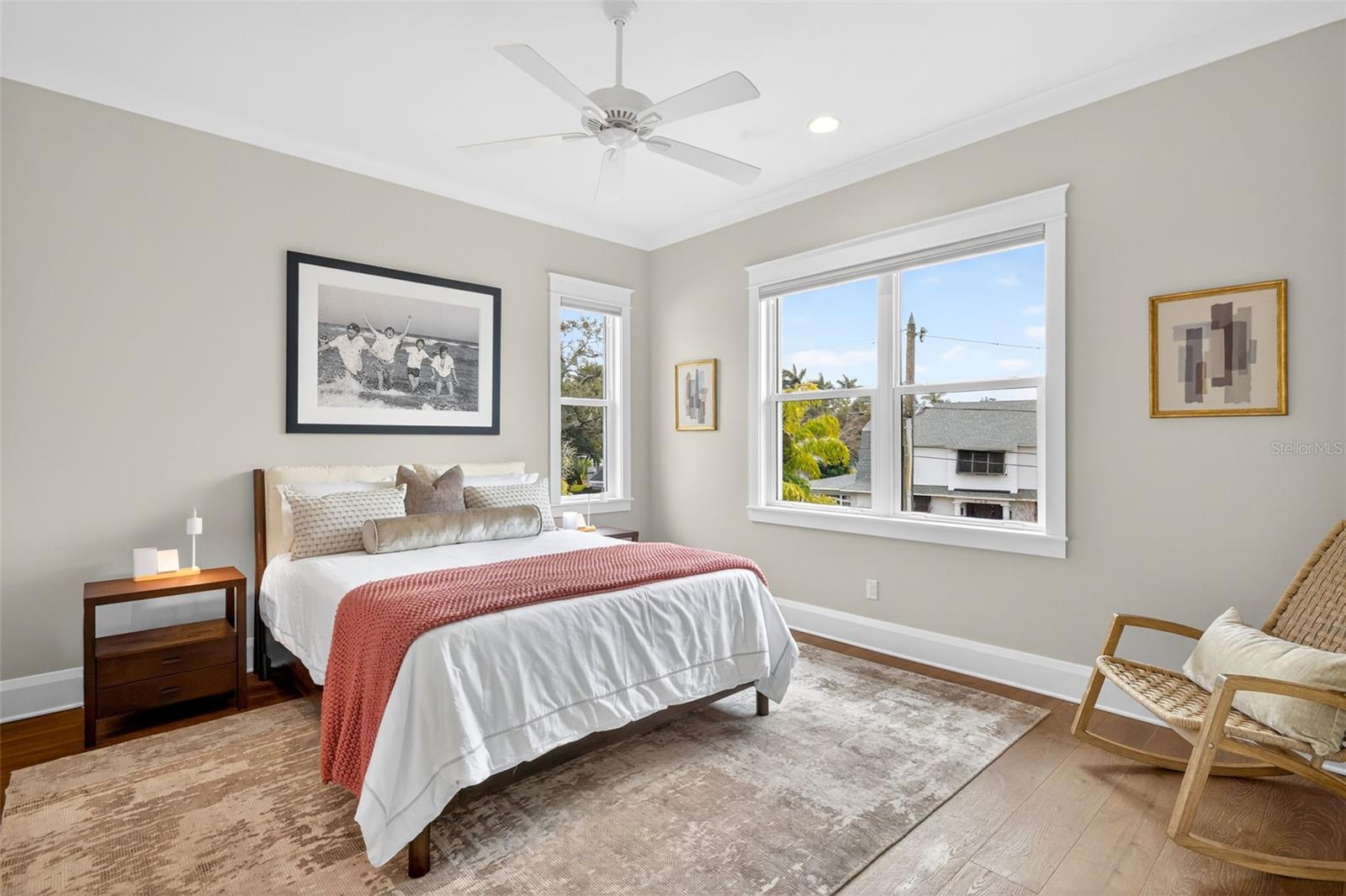 1936 COFFEE POT Blvd ST PETERSBURG, FL 33704