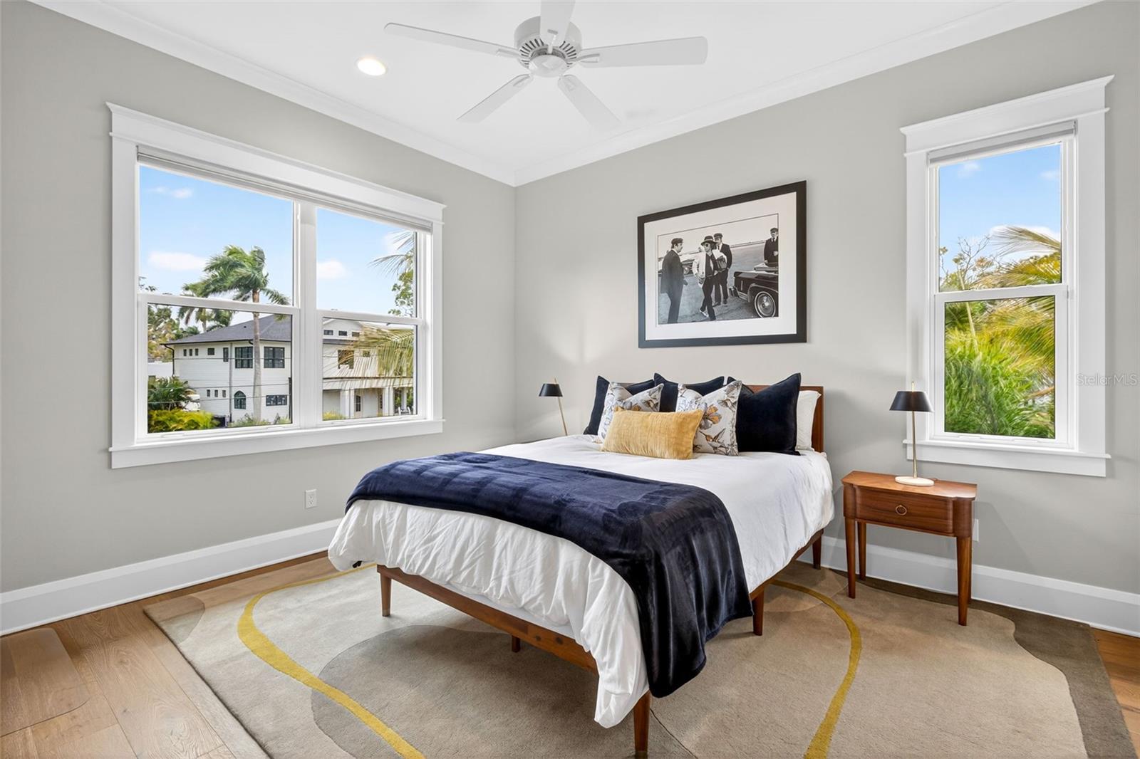 1936 COFFEE POT Blvd ST PETERSBURG, FL 33704