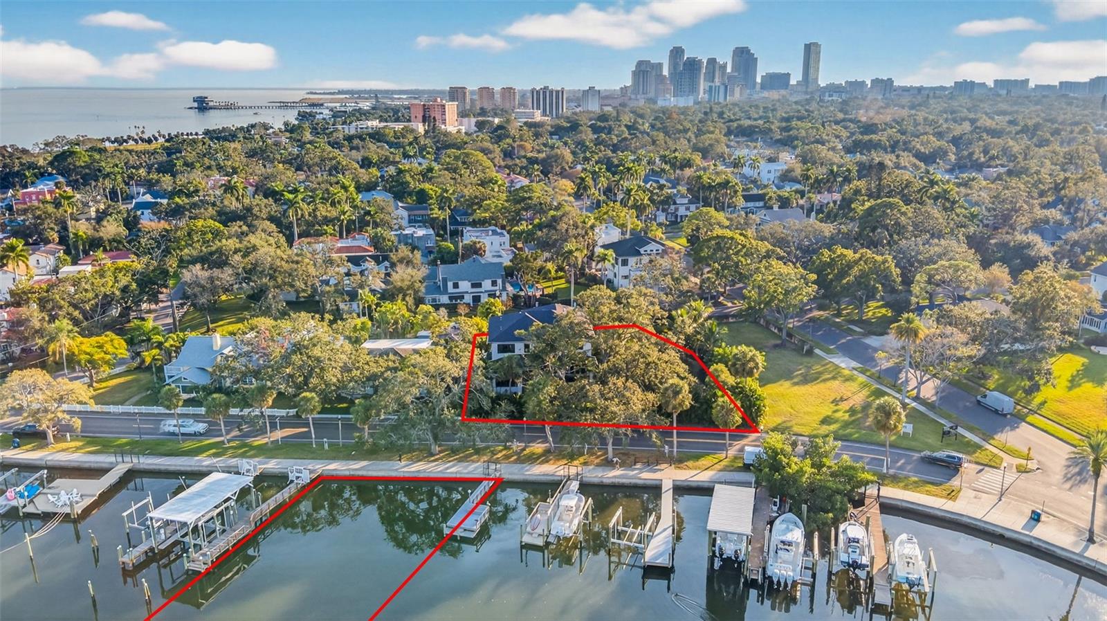 1936 COFFEE POT Blvd ST PETERSBURG, FL 33704