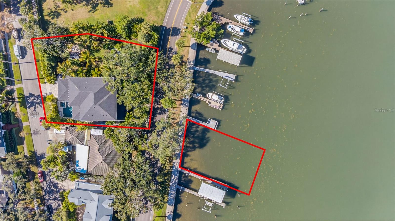 1936 COFFEE POT Blvd ST PETERSBURG, FL 33704