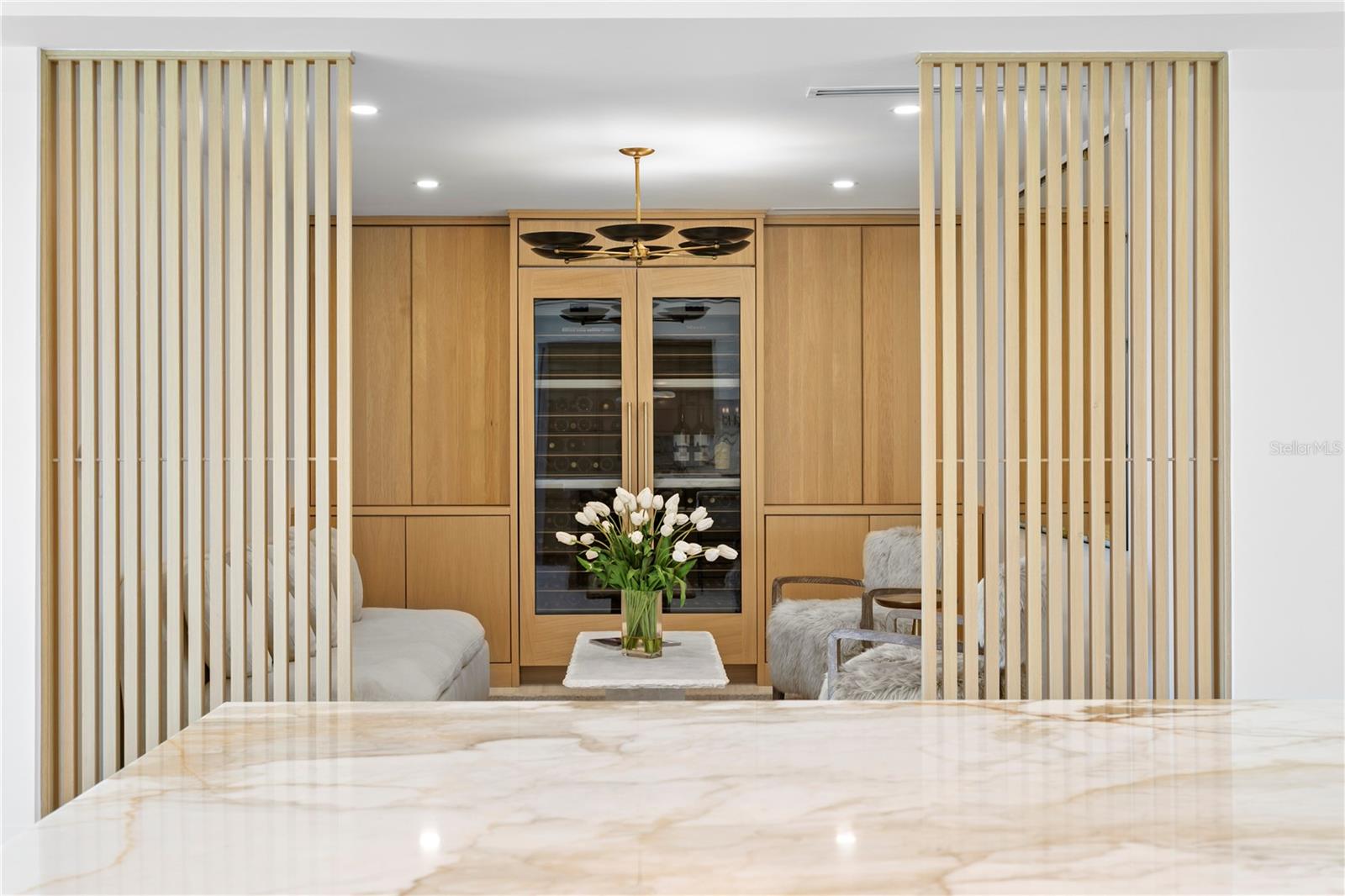 2580 E BAY Isle Dr ST PETERSBURG, FL 33705