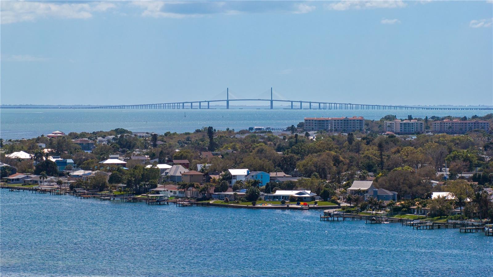 2580 E BAY Isle Dr ST PETERSBURG, FL 33705