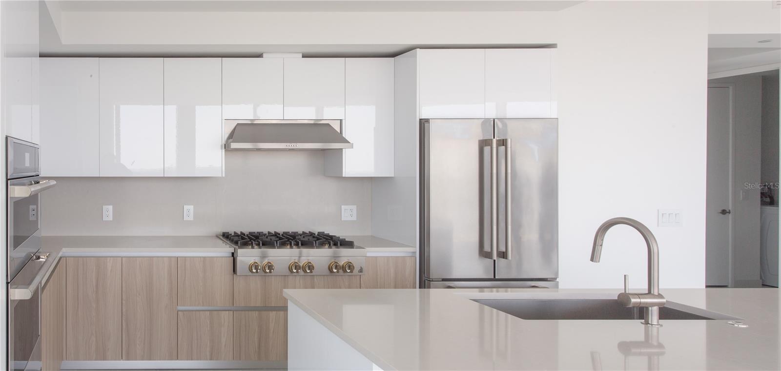 400 CENTRAL Ave #2001 ST PETERSBURG, FL 33701