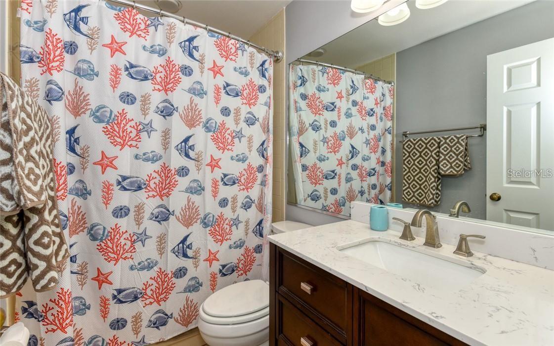 5652 ASHTON Lk Dr #5652 SARASOTA, FL 34231