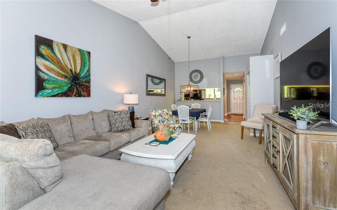 5652 ASHTON Lk Dr #5652 SARASOTA, FL 34231