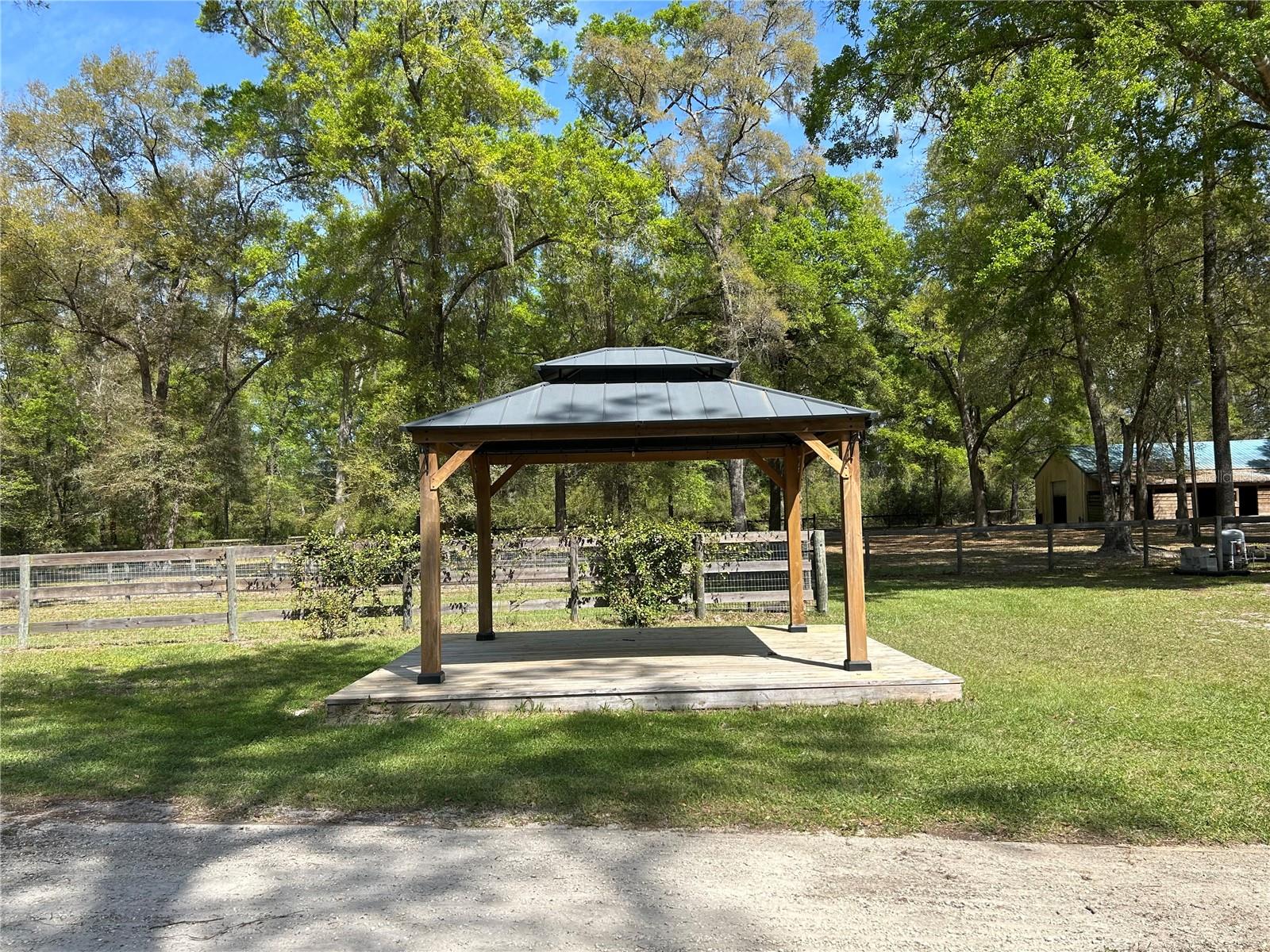 9290 NW 125TH Ave OCALA, FL 34482