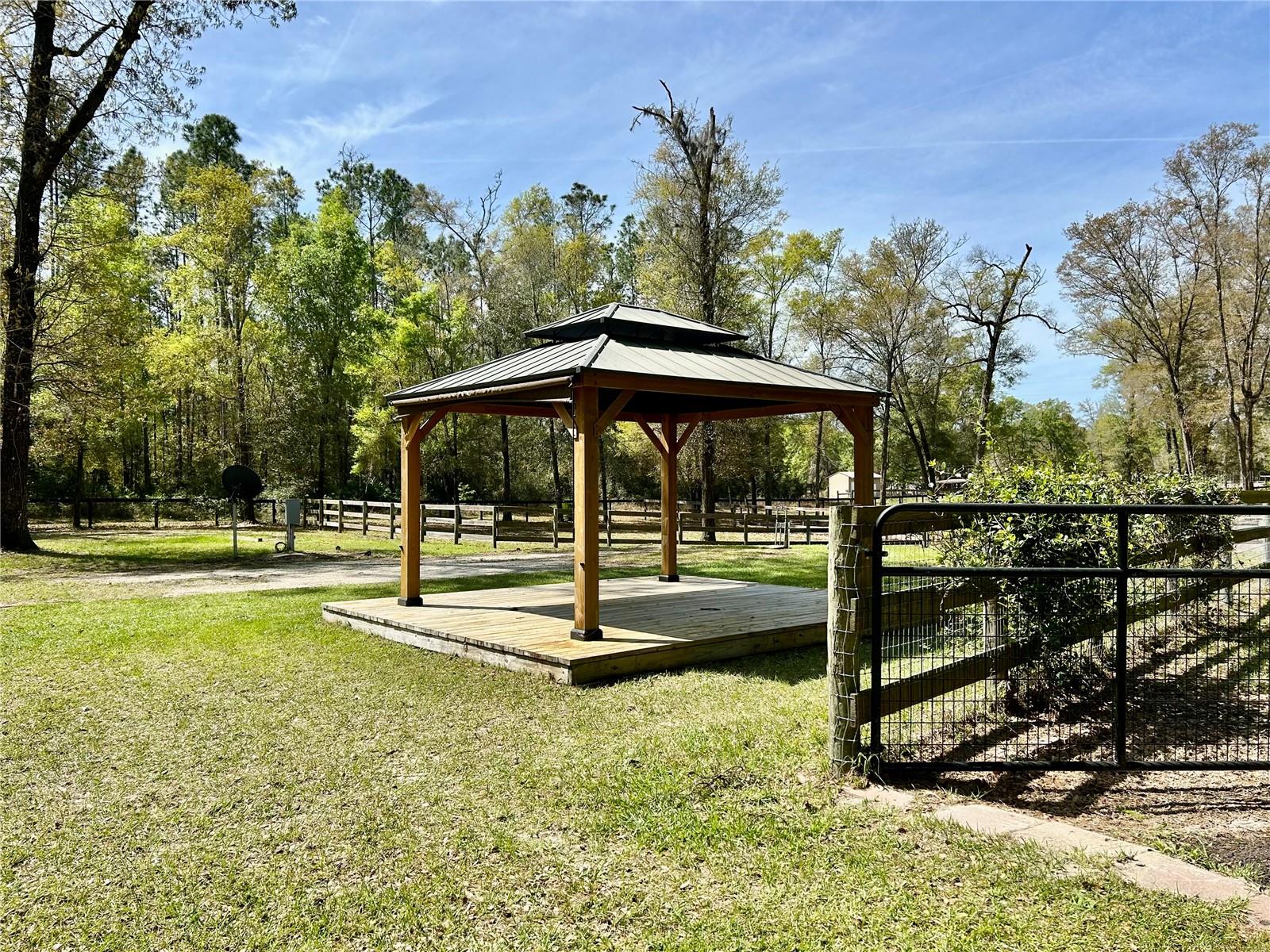 9290 NW 125TH Ave OCALA, FL 34482