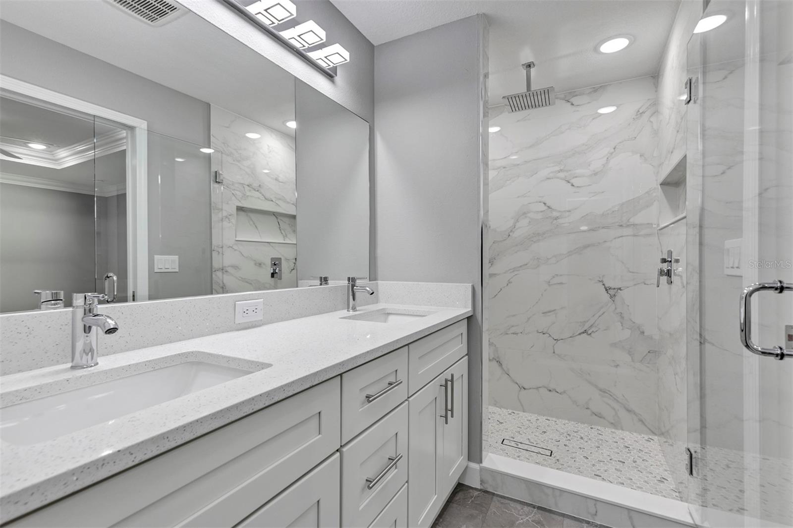 4363 SE 131ST Ln BELLEVIEW, FL 34420