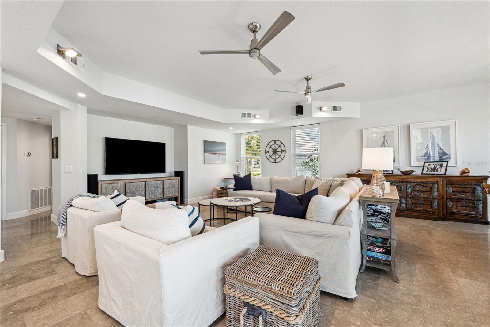 123 8TH St TIERRA VERDE, FL 33715