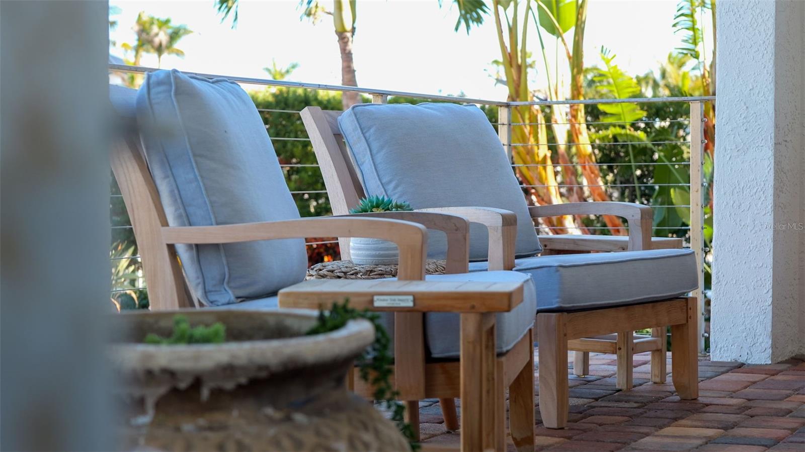 123 8TH St TIERRA VERDE, FL 33715