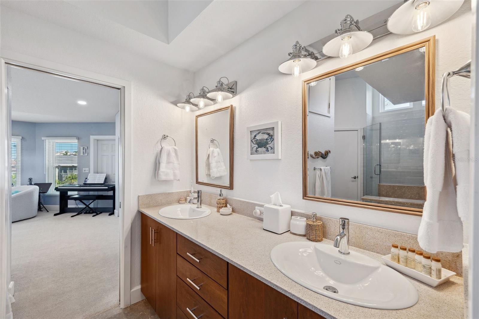 123 8TH St TIERRA VERDE, FL 33715