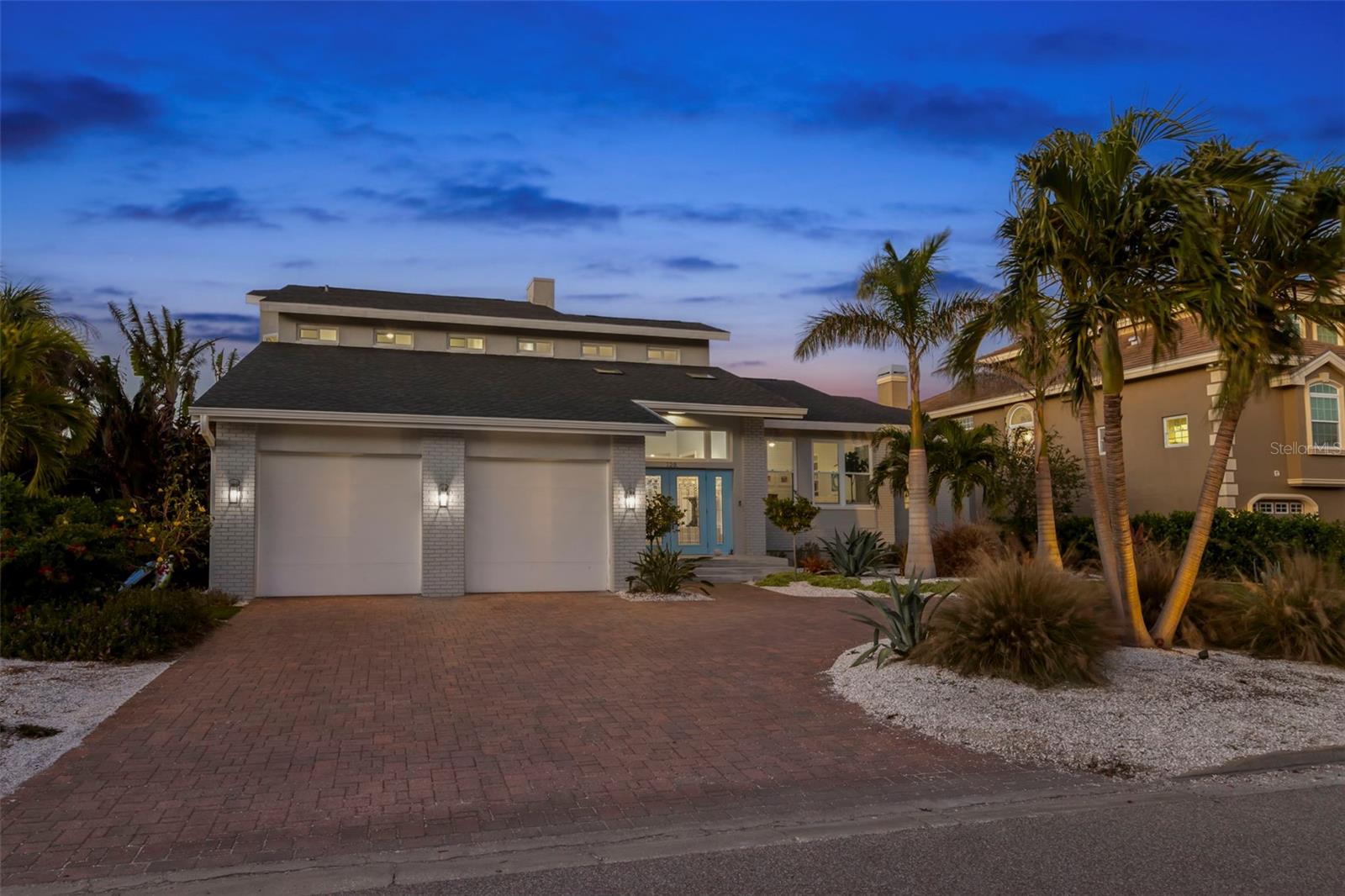 123 8TH St TIERRA VERDE, FL 33715