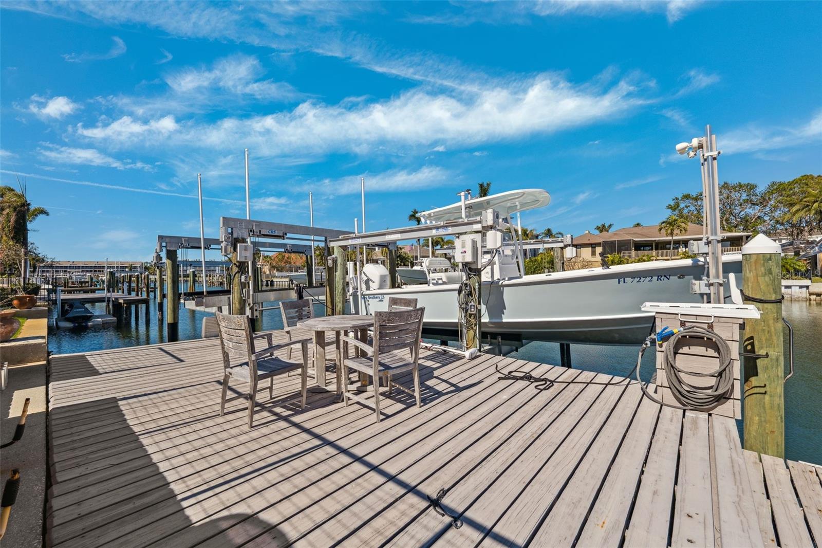 123 8TH St TIERRA VERDE, FL 33715