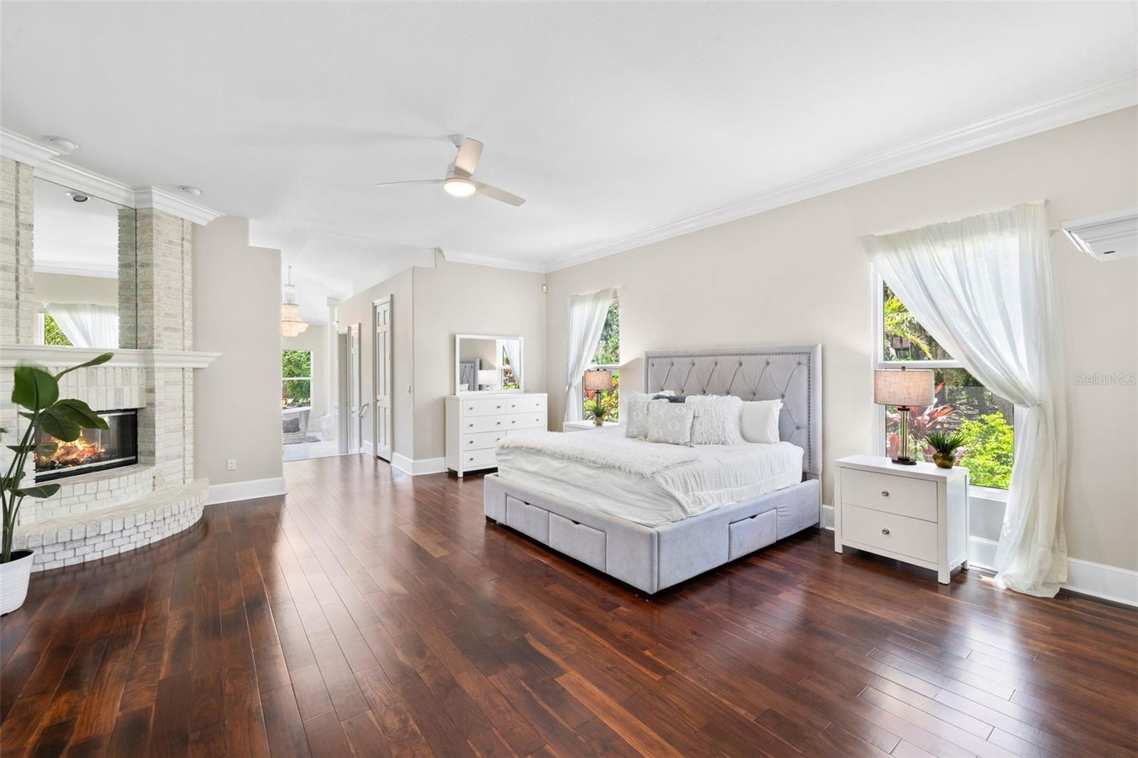 3025 OAKMONT Dr CLEARWATER, FL 33761