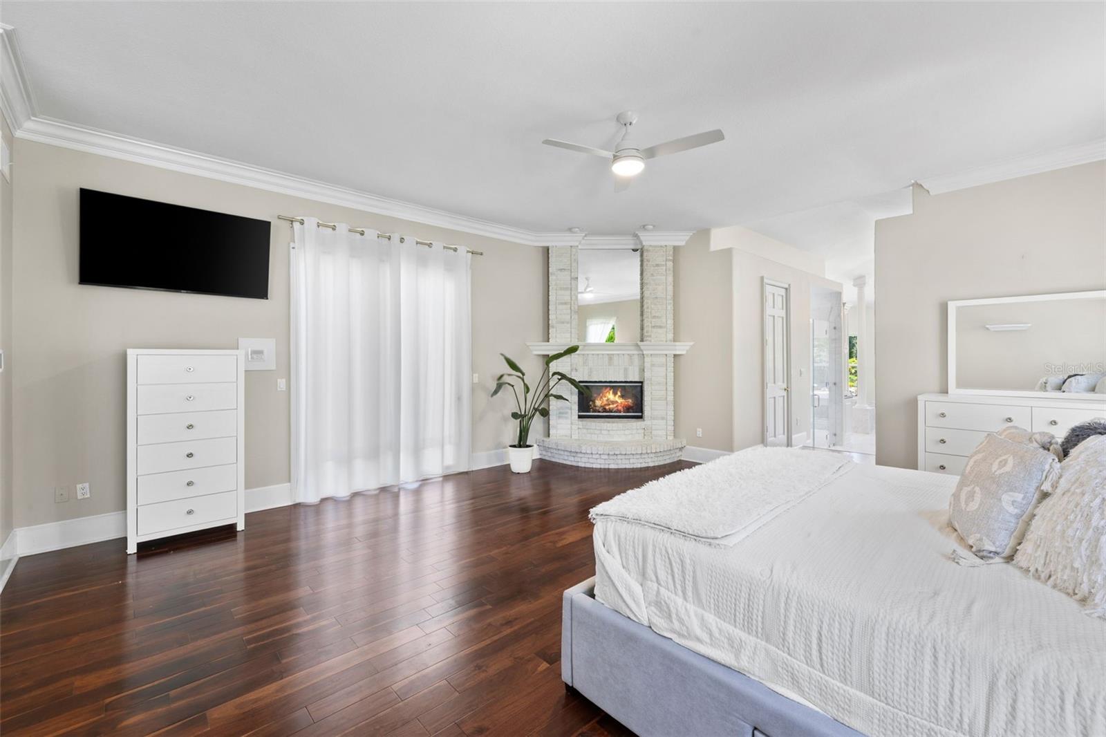 3025 OAKMONT Dr CLEARWATER, FL 33761