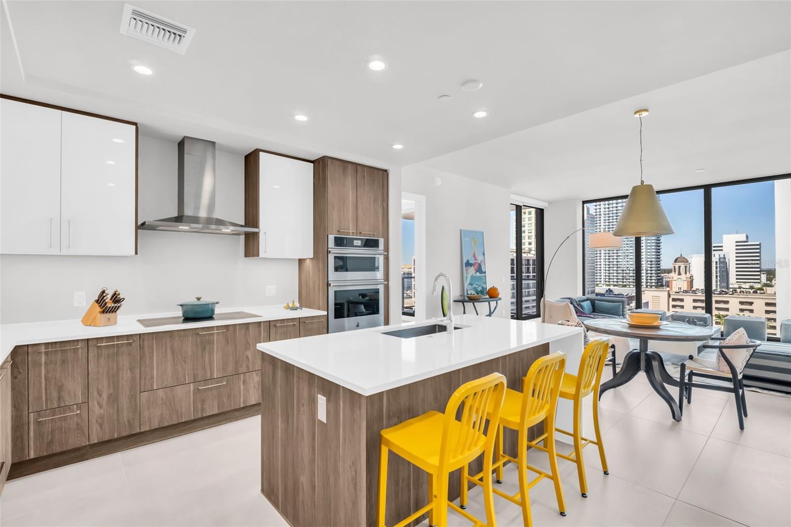 301 1ST St #1404 ST PETERSBURG, FL 33701