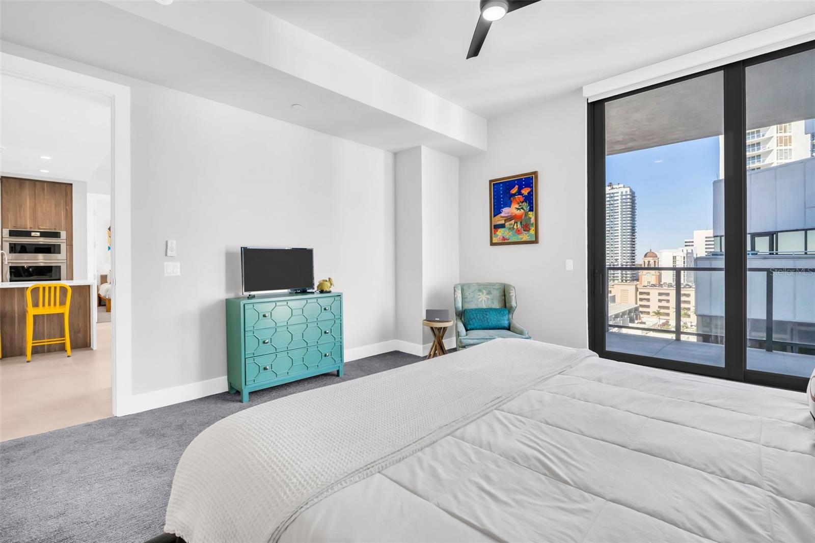 301 1ST St #1404 ST PETERSBURG, FL 33701