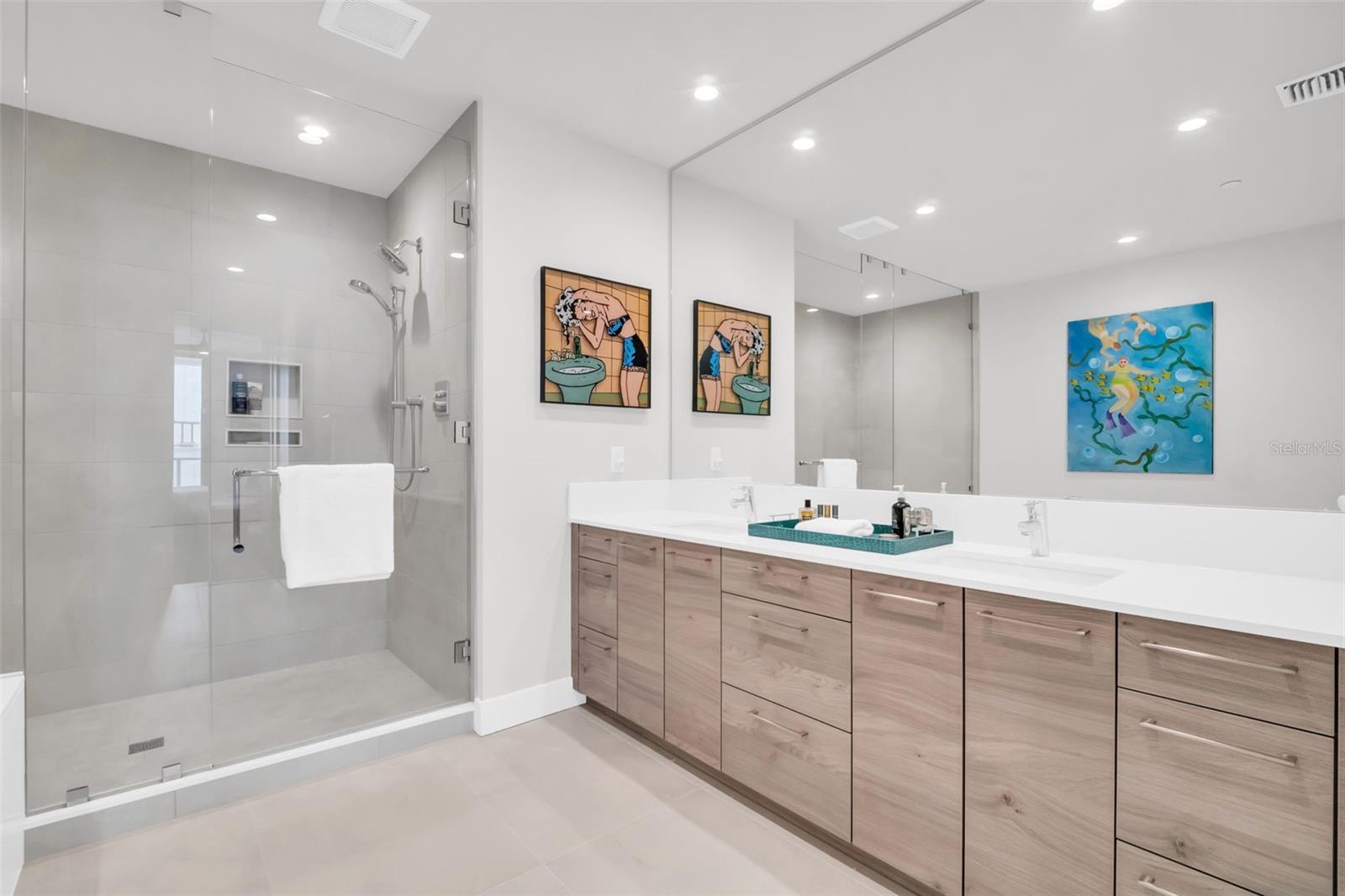 301 1ST St #1404 ST PETERSBURG, FL 33701