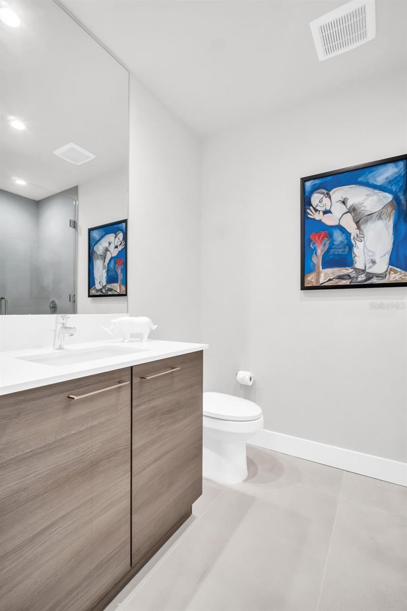 301 1ST St #1404 ST PETERSBURG, FL 33701