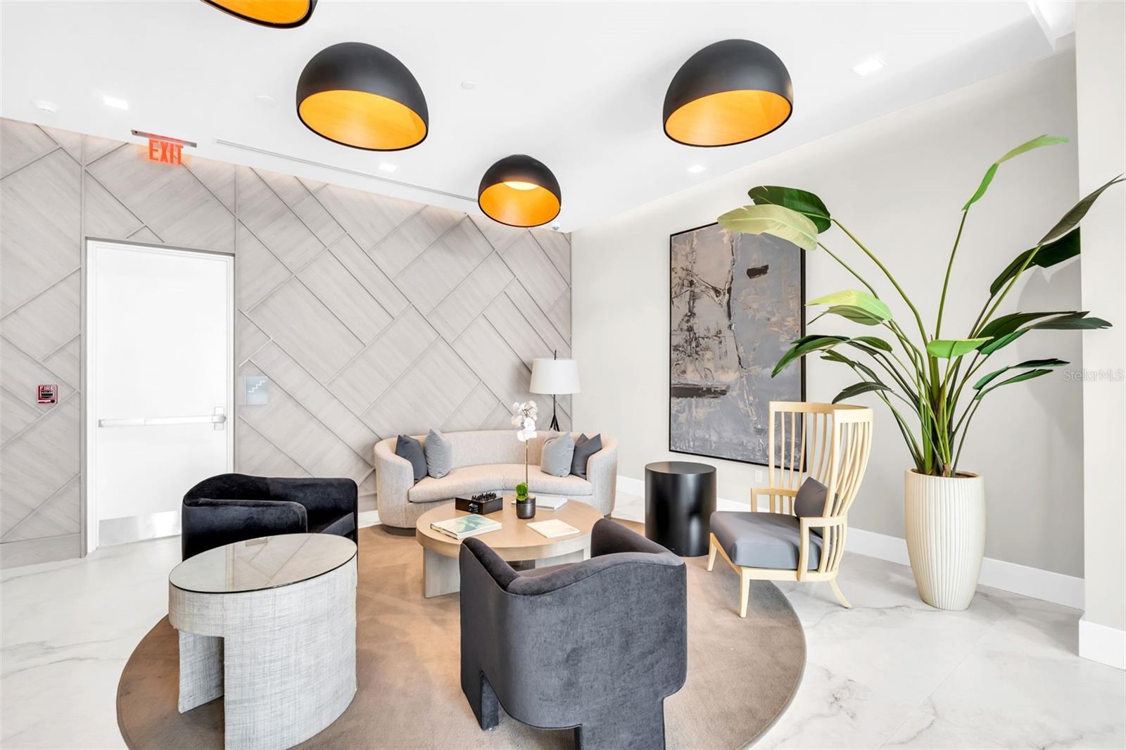 301 1ST St #1404 ST PETERSBURG, FL 33701